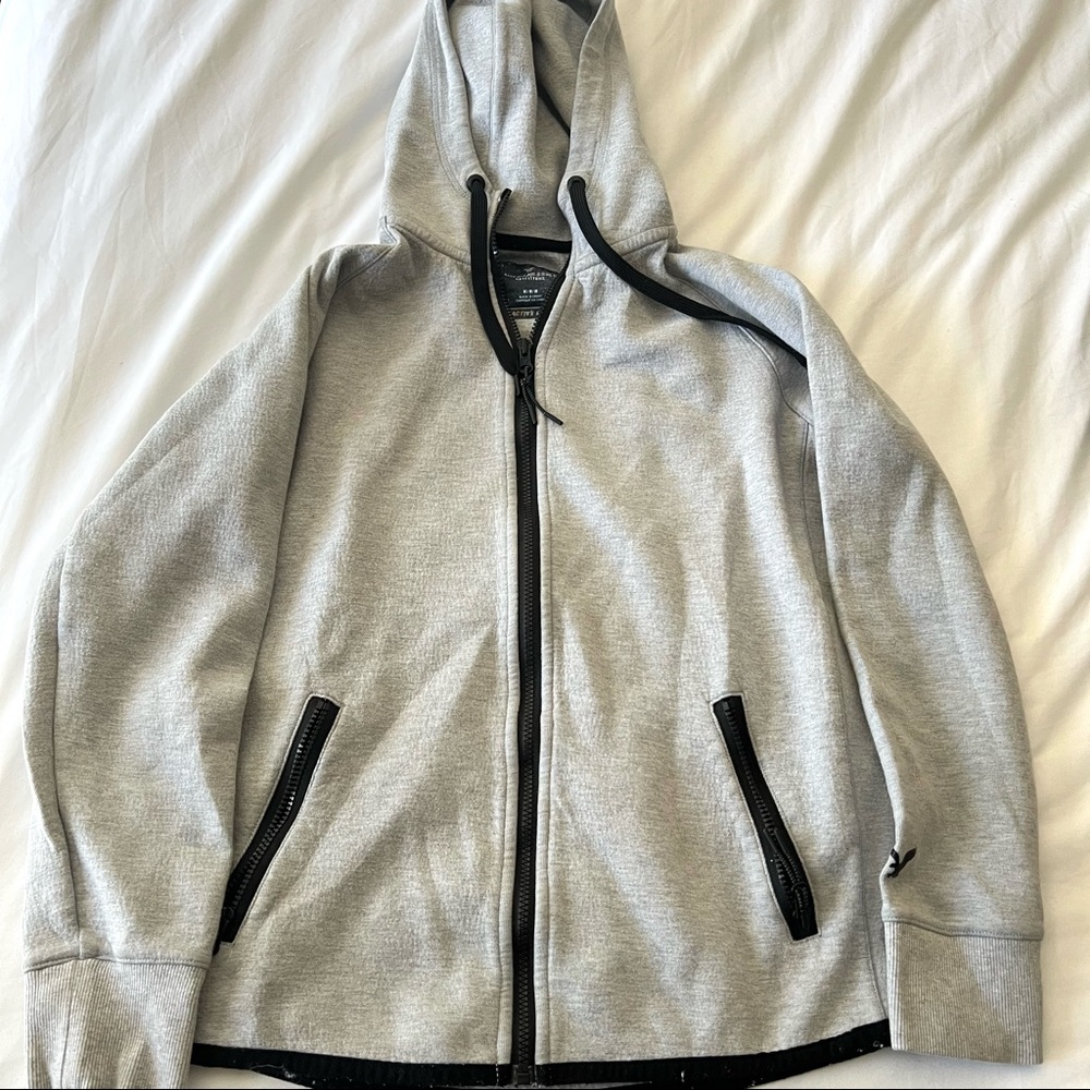 American Eagle men’s zip up jacket